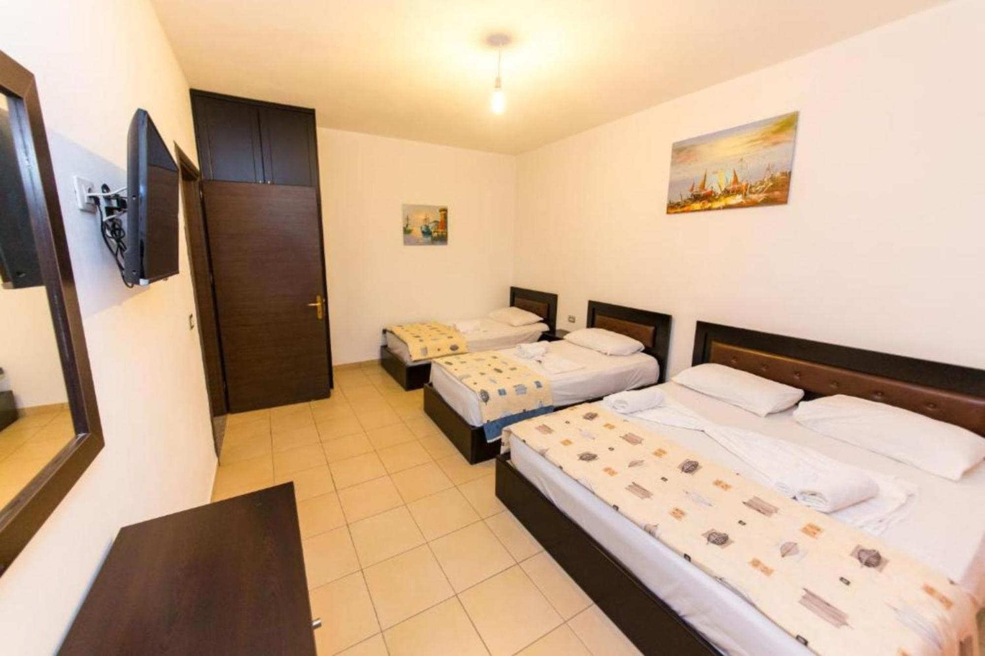Verano 3* Sarandë